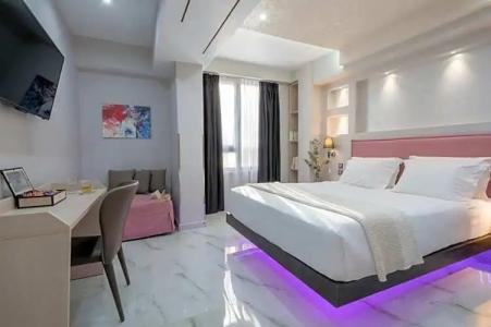 Athens Starlight - 84