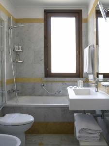 Seawaters & Medical SPA - 74