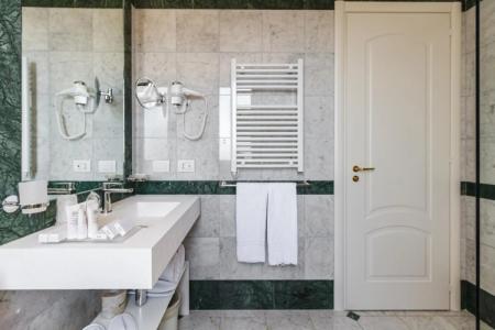 Seawaters & Medical SPA - 36