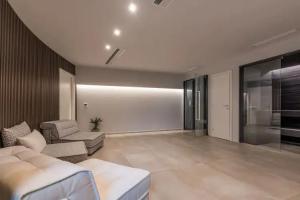 Onira Suite Dreams Hotel