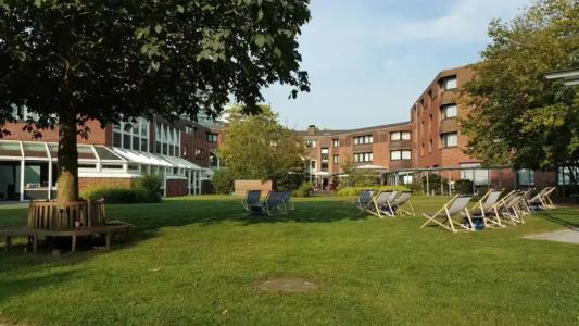 Gustav-Stresemann-Institut - 12