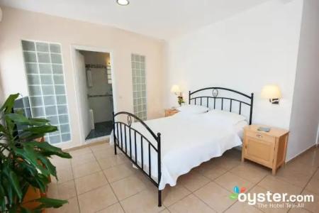 Theoxenia Caldera - 40