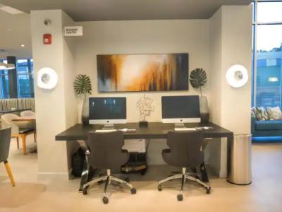 Radisson Atlanta Airport - 19