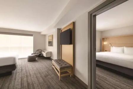 Radisson Atlanta Airport - 3