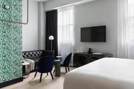 Woodlark Portland - 6