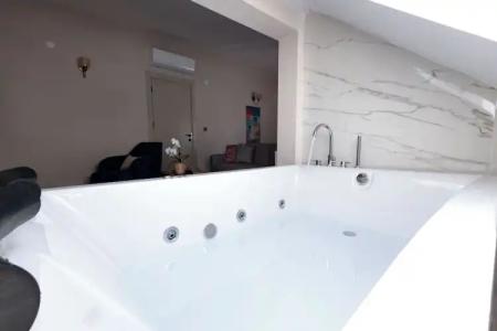 mustang suite - 15
