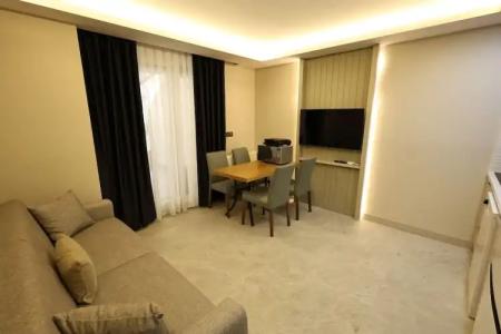 mustang suite - 112