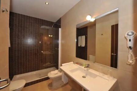 ON ALETA ROOM designed for adults - 87