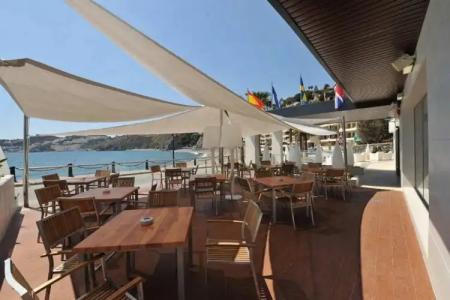 ON ALETA ROOM designed for adults - 28