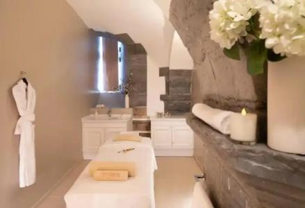 Royal Hainaut Spa & Resort - 8