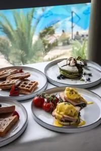 Dusit Thani Laguna Singapore - 12