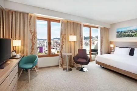 Hilton Garden Inn - 108