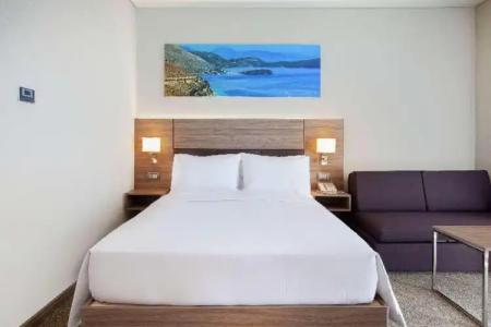 Hilton Garden Inn - 116