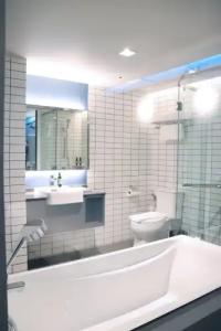 The Quarter Silom by UHG - SHA Extra Plus - 77