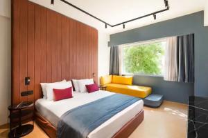 Colors Hotel Athens, Athens