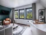 Executive Double Suite with mountain view