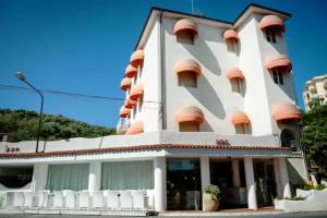 Hotel Iva, Diano Marina
