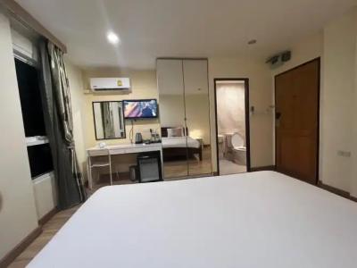 V Check inn Sukhumvit 22 - 87