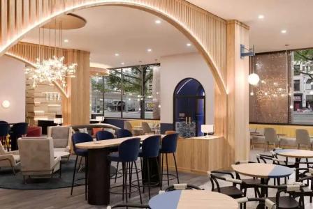 TRYP by Wyndham Orlando - 11