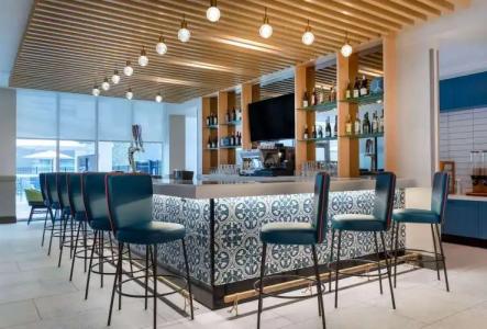 TRYP by Wyndham Orlando - 23