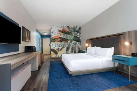 TRYP by Wyndham Orlando - 29