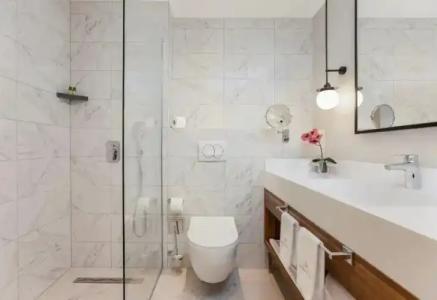 Boutique Momentum by Aycon - 166