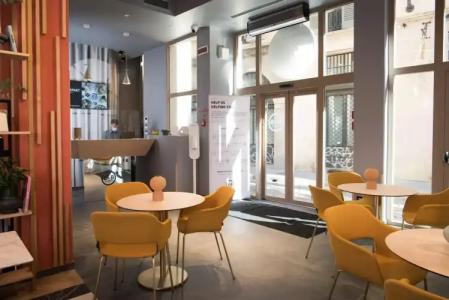 B&B Milano City Center Duomo - 1