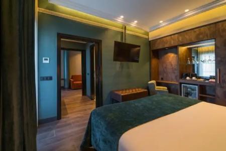 Catalonia Donosti - 11