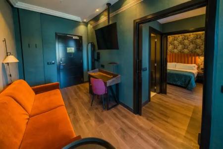 Catalonia Donosti - 12