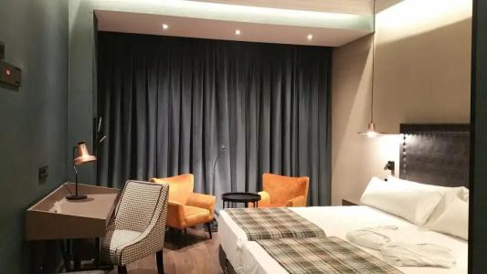 Catalonia Donosti - 4