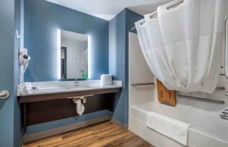 Extended Stay America Suites - Portland - East - 30