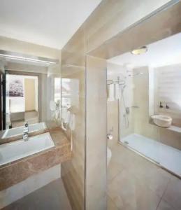 Lalila Blue Suites - 53