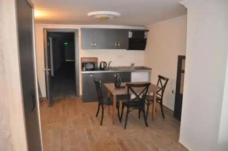 Piyes Otel - 176