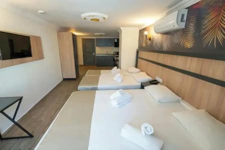 Piyes Otel - 163