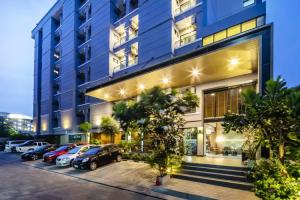 Aliz Hotel, Nonthaburi