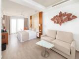 1 Bedroom Double Family room with garden view