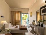 Superior Triple Studio with pool view