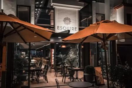 ESQUIRES and LOUNGES - 30