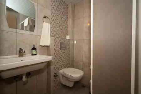 ESQUIRES and LOUNGES - 57