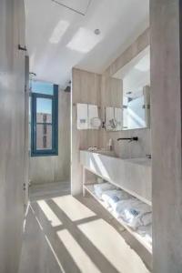 Hellenic Vibes Smart - 69