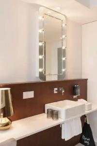 Ruby Luna Dusseldorf - 46