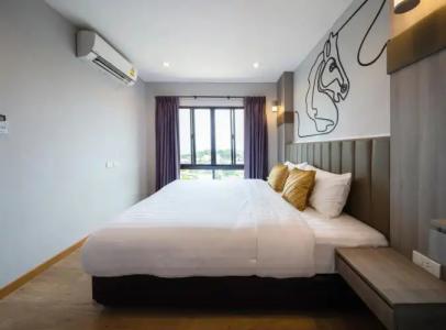 Horsehill Sriracha - 3