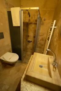 Helen Cave Suites - 49