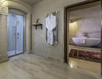 Helen Cave Suites - 8