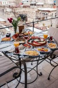 Helen Cave Suites - 13