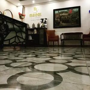 Maidos & Suites - 1