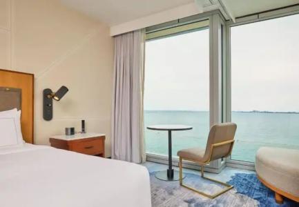 Sable At Navy Pier Chicago, Curio Collection By Hilton - 62