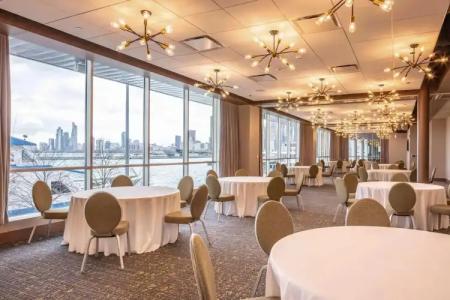 Sable At Navy Pier Chicago, Curio Collection By Hilton - 36