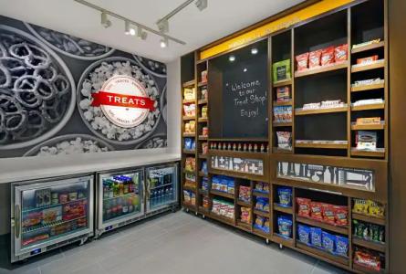 Hampton Inn Las Vegas Strip South, NV 89123 - 10