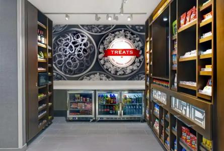 Hampton Inn Las Vegas Strip South, NV 89123 - 13